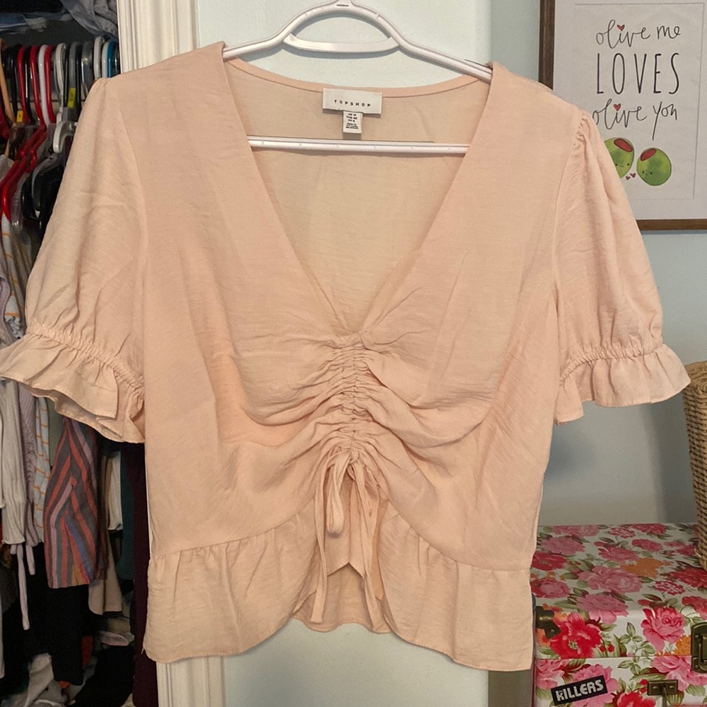 Topshop crop top with puffy sleeves!!